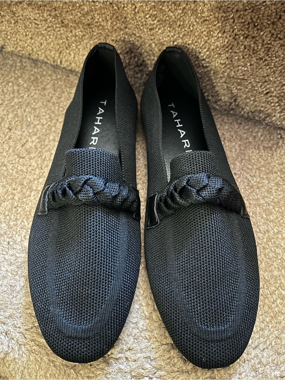 TAHARI ANDALUSIA KNITTED BLACK LOAFERS Size US 6 - Picture 2 of 6